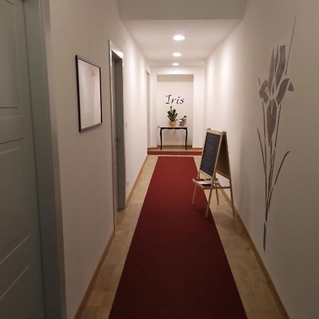 Affittacamere Iris Trieste Exteriör bild