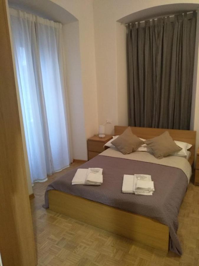 Affittacamere Iris Trieste Exteriör bild