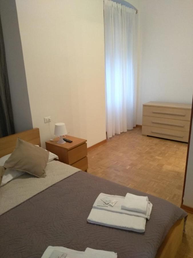 Affittacamere Iris Trieste Exteriör bild