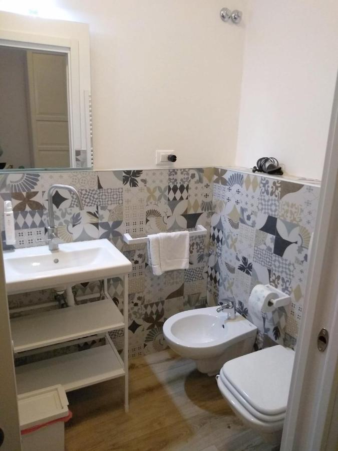 Affittacamere Iris Trieste Exteriör bild
